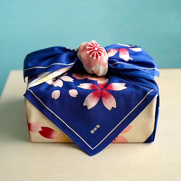 Furoshiki Kofu - Shizuka Sakura, 90x90cm - Image 3