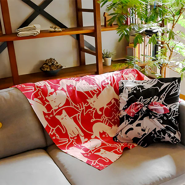 Furoshiki Réversible Chat Neko - Pink & Black, 105x105cm - Image 3