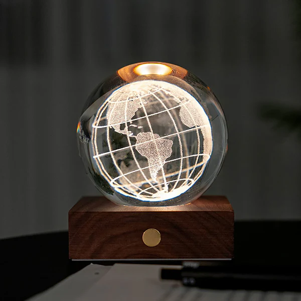 Lampe Amber Crystal - Globe Terrestre, Noyer