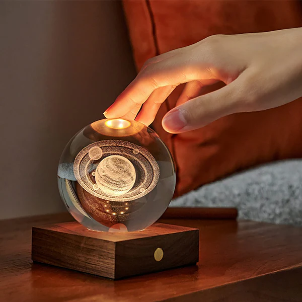 Lampe Amber Crystal - Saturne, Noyer