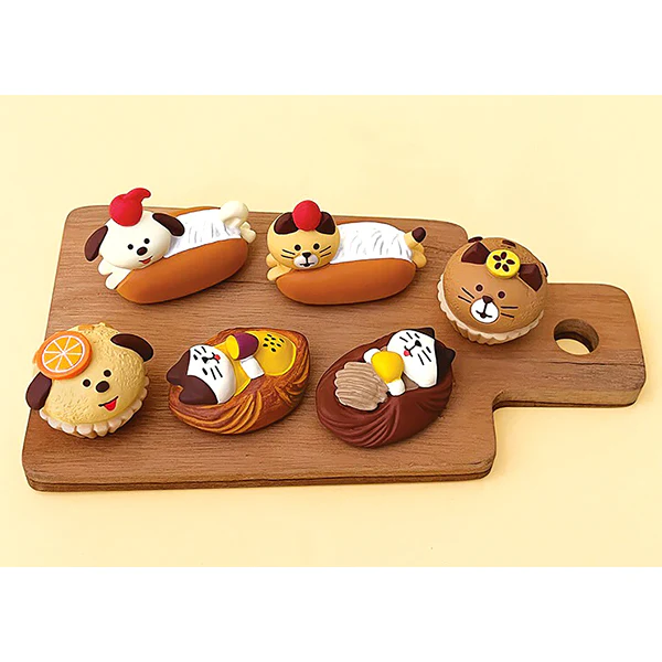 Mini Figurine Chat Pain Chantilly - Image 2