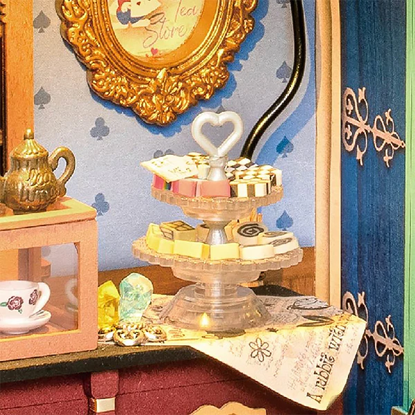 Rolife Alice's Tea Store - Maison Miniature, 136pcs (DG156) - Image 5