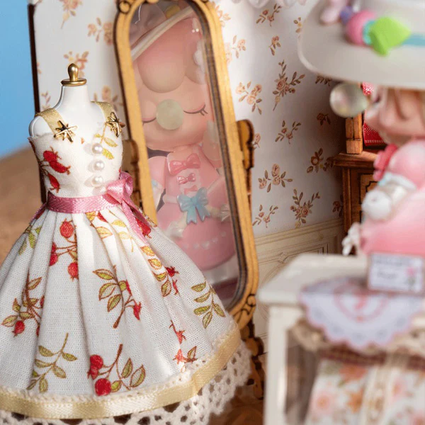 Rolife Elsa's Tailoring - Maison Miniature, 266pcs (DG178) - Image 3