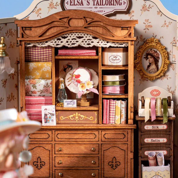 Rolife Elsa's Tailoring - Maison Miniature, 266pcs (DG178) - Image 5