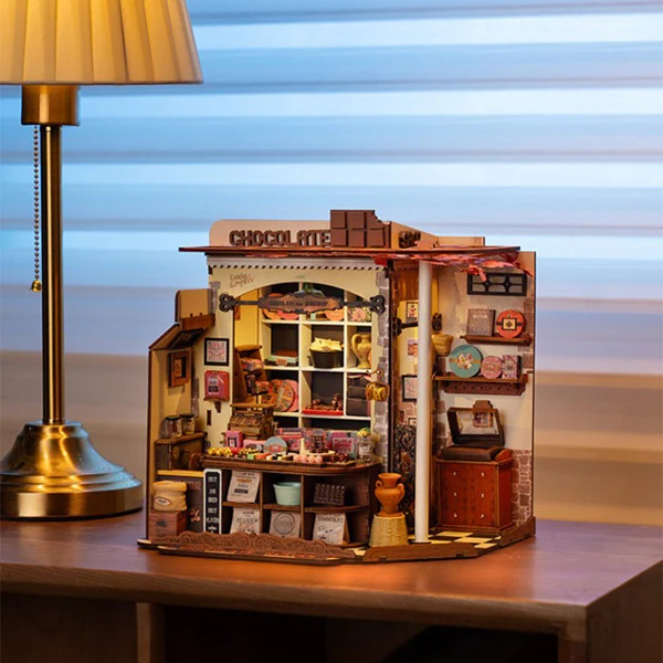 Rolife Henry's Chocolate - Maison Miniature, 330pcs (DG174) - Image 5
