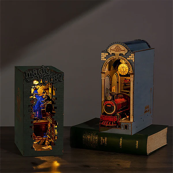 Rolife Magic House - DIY Book Nook, 216 pcs (TGB03) - Image 6