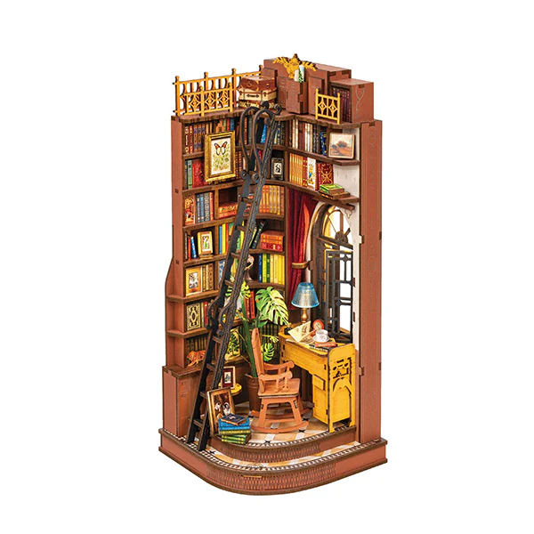 Rolife Silent Corner Study - Diy Book Nook, 196pcs (TGE02)