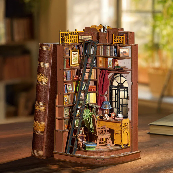 Rolife Silent Corner Study - Diy Book Nook, 196pcs (TGE02) - Image 2
