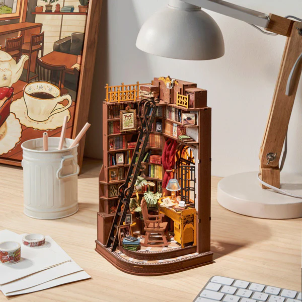Rolife Silent Corner Study - Diy Book Nook, 196pcs (TGE02) - Image 3