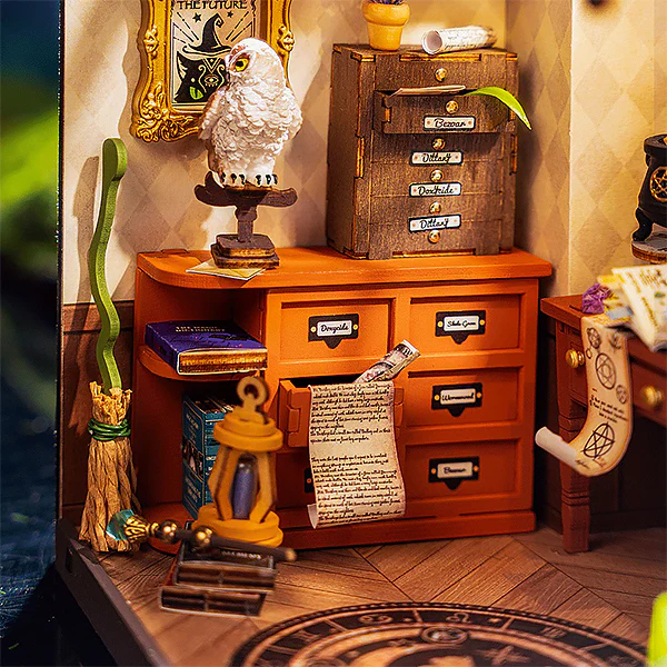 Rolife The Magic Study - Maison Miniature, 267pcs (DG166) - Image 3