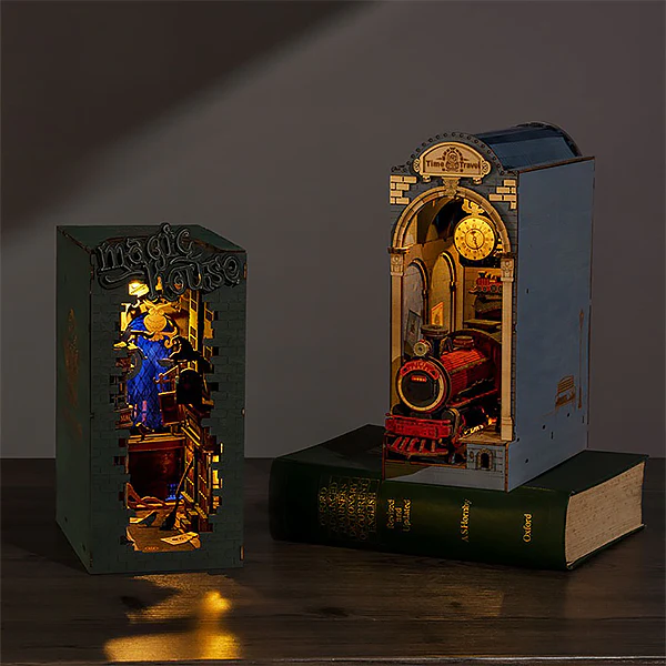 Rolife Time Travel - DIY Book Nook, 258 pcs (TGB04) - Image 6
